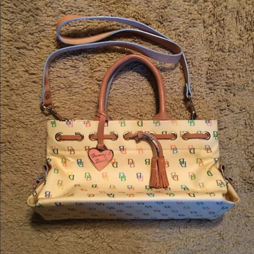 VINTAGE DOONEY AND BOURKE LOGO HANDBAG/SHOULDER BAG